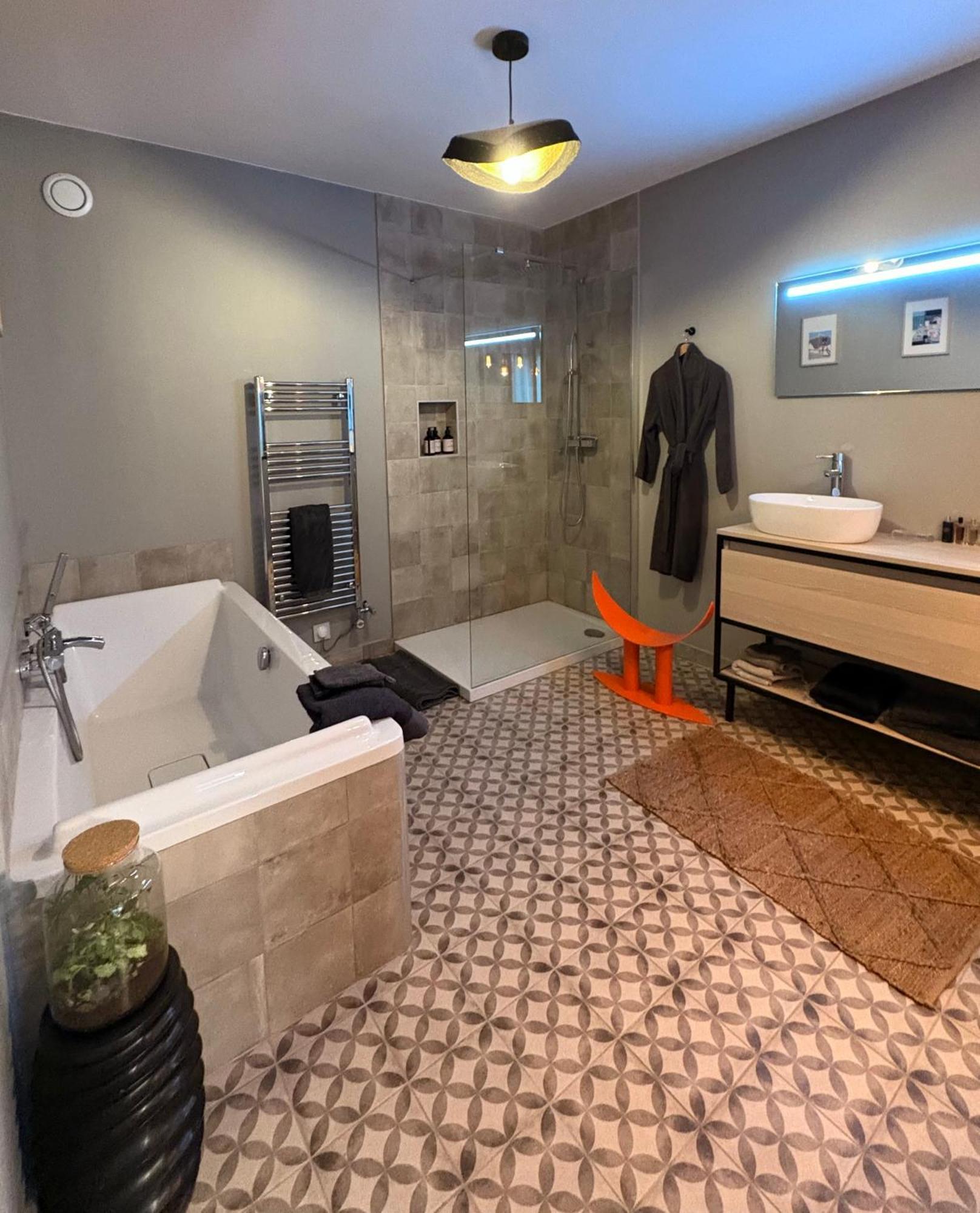 Villa A ルーヴシエンヌ エクステリア 写真